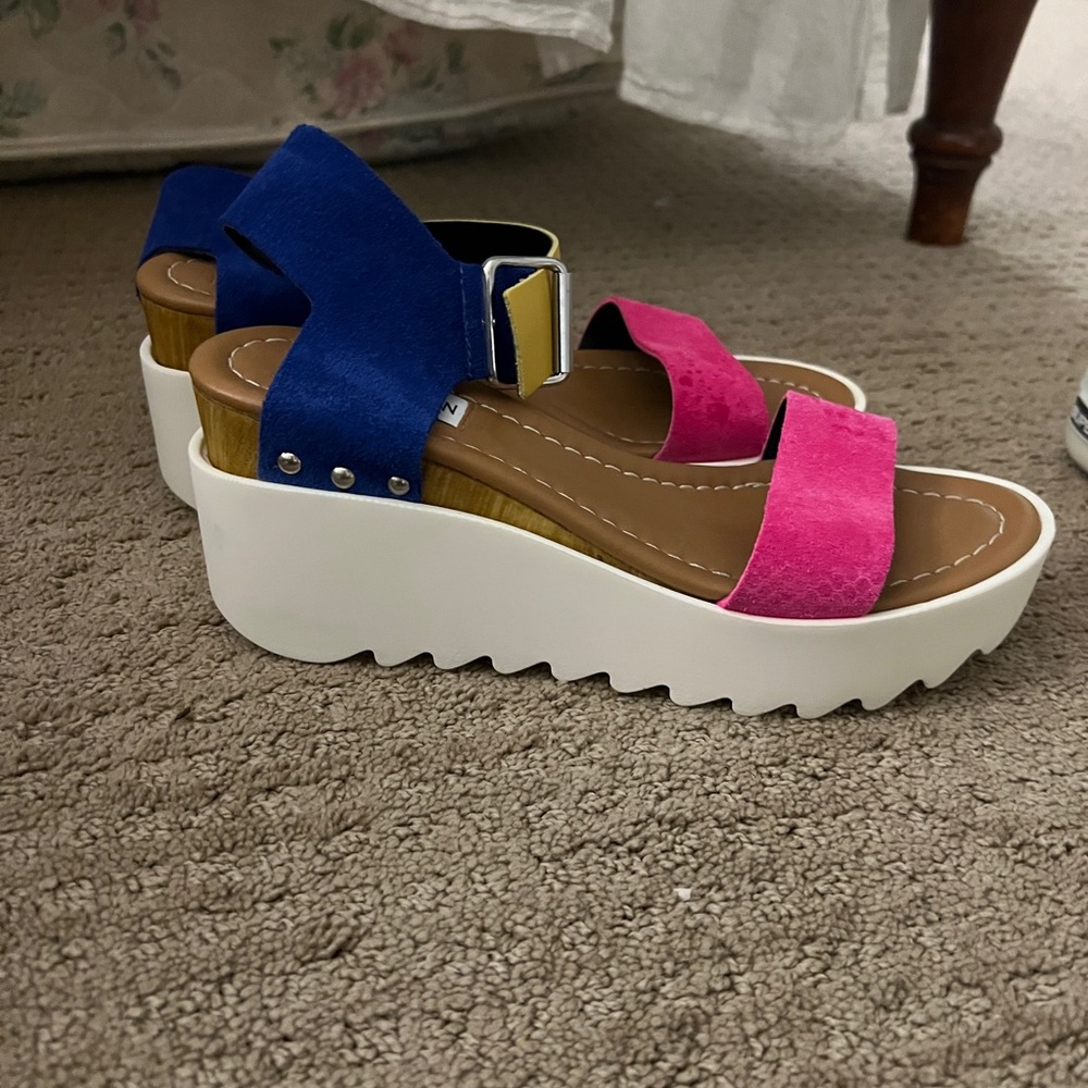 Steve Madden color block wedge heel